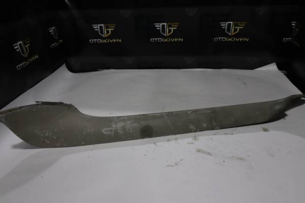 FORD CUSTOM 310 L DELUXE ÇIKMA PARÇA TRANSİT T15 İÇ DİREK PLASTİĞİ